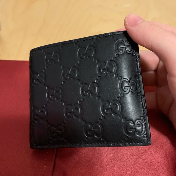 Gucci Signature Wallet - Picture 6 of 9